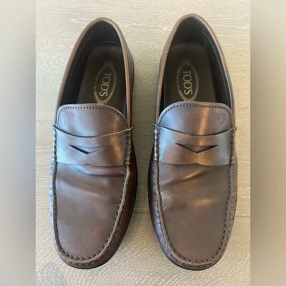TOD’S Men’s Burnished Leather Moccasino Loafer Size 9 Brown Tod main image 3